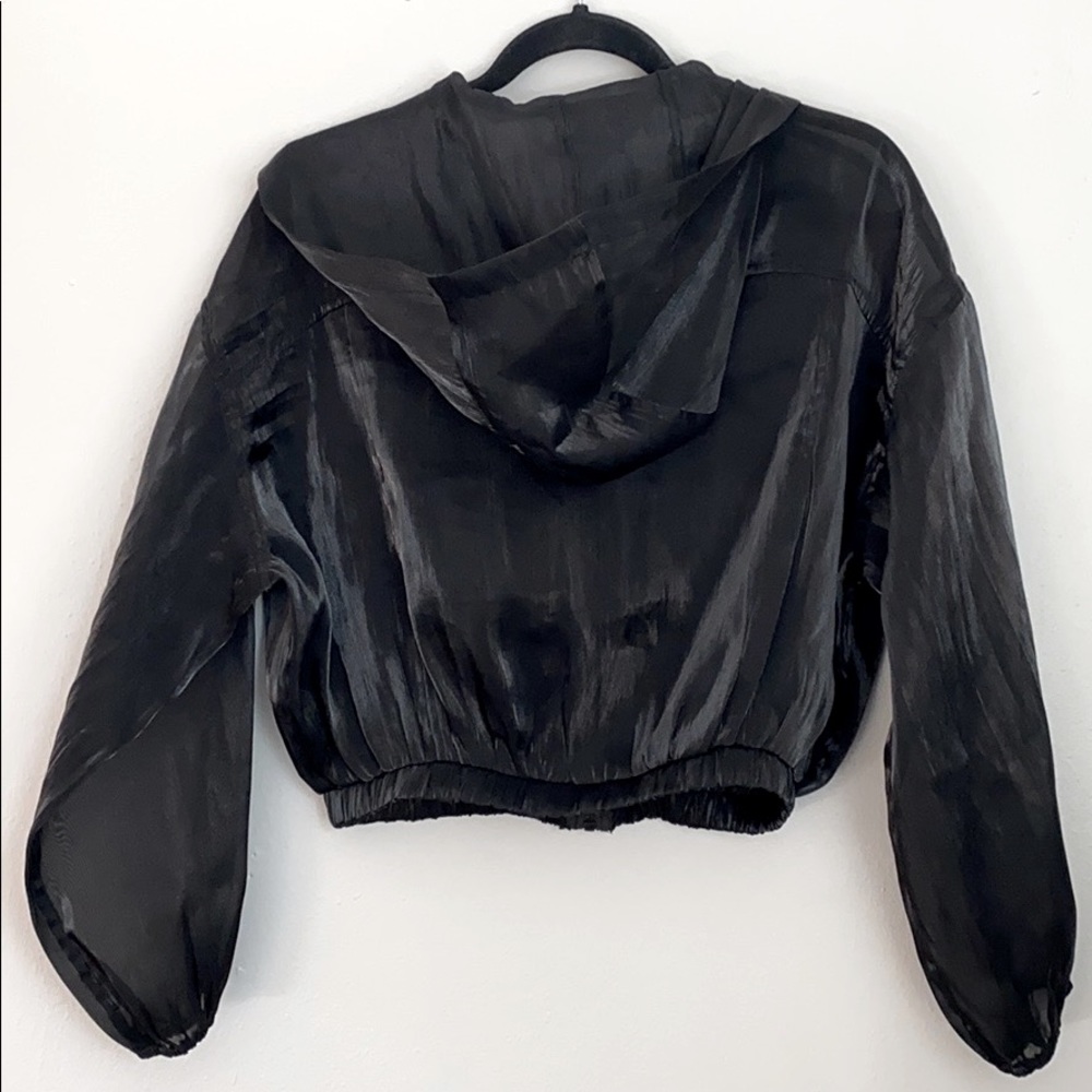 Sheer zip up - Picture 2 of 3
